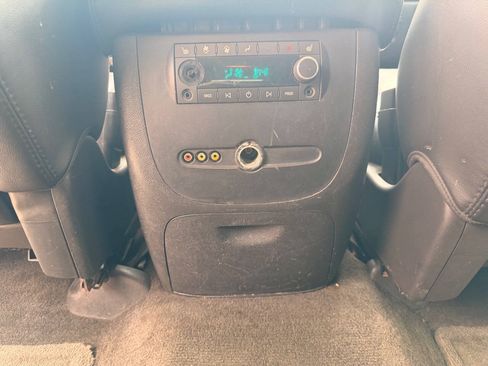 Used 2007 Chevrolet Suburban LT w/ LT Preferred Equipment Group AWD/4WD image 14