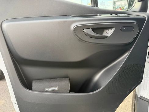 Used 2025 Mercedes-Benz Sprinter 2500 image 19
