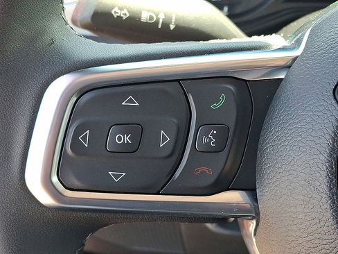 Used 2025 Jeep Wrangler Unlimited Sahara w/ Safety Group AWD/4WD image 23