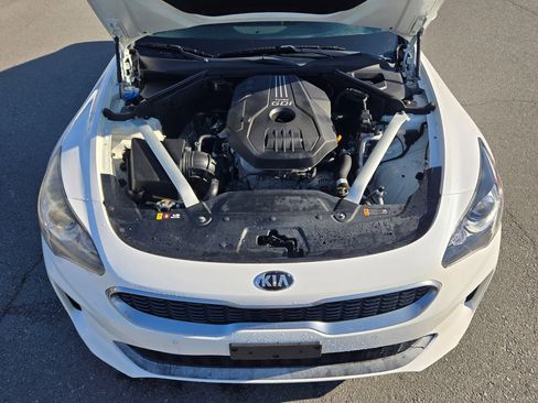 Certified 2019 Kia Stinger Base image 19