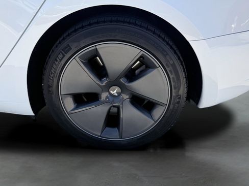 Used 2023 Tesla Model 3 Standard Range RWD image 18