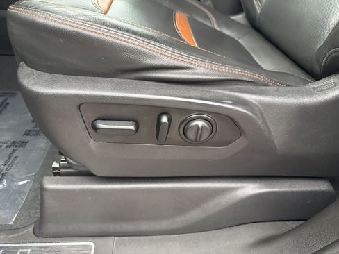 Used 2021 GMC Sierra 1500 AT4 w/ AT4 Value Package image 27