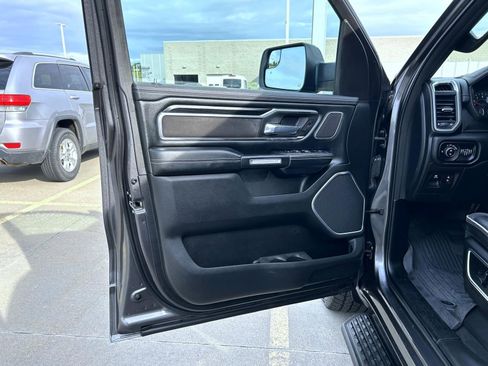 Used 2023 RAM 1500 Laramie AWD/4WD image 9