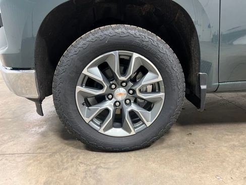 New 2026 Chevrolet Silverado 1500 LT image 9