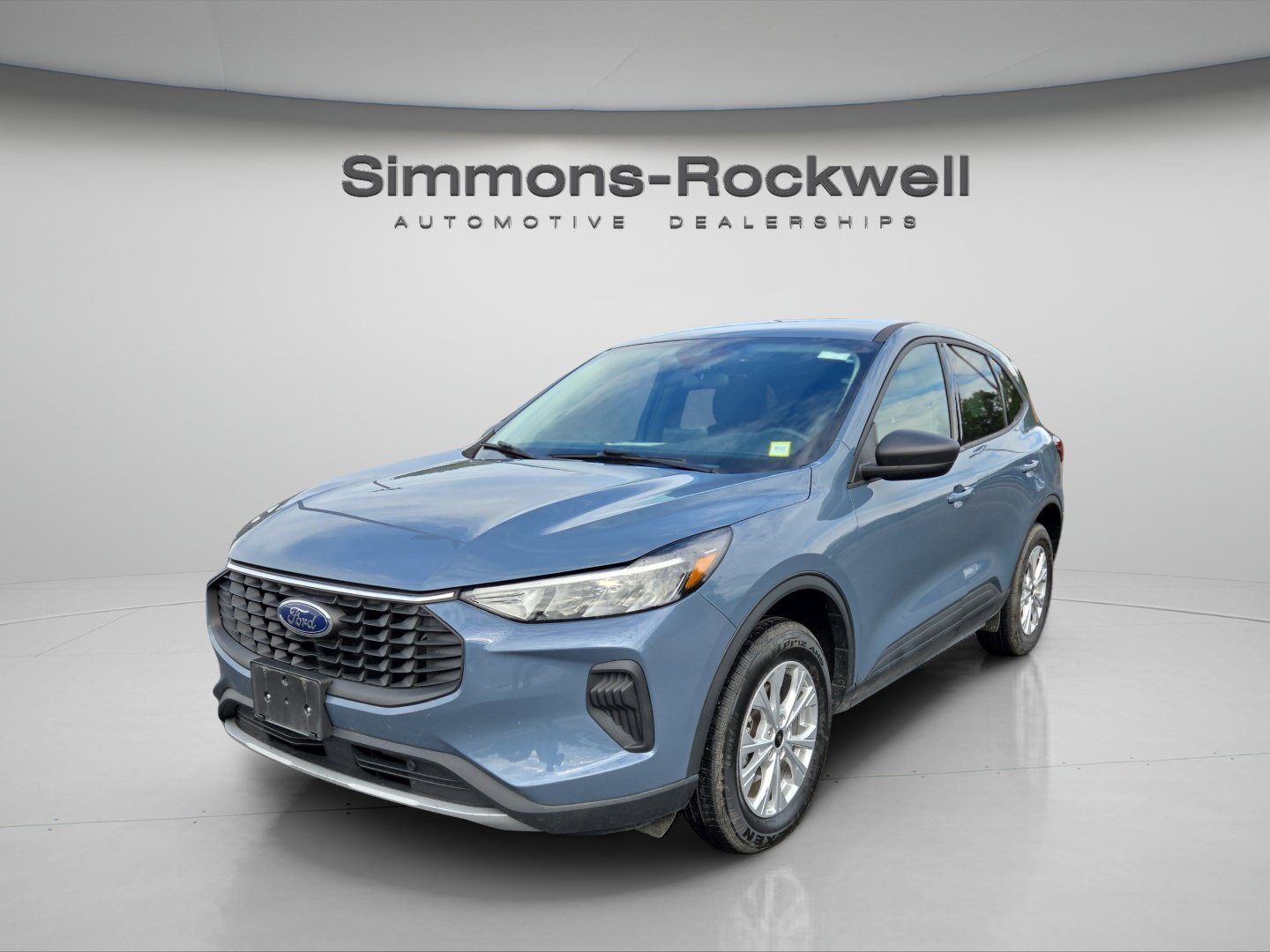 Used 2025 Ford Escape Active AWD/4WD image 1