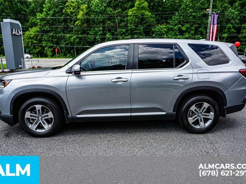 Used 2025 Honda Pilot EX-L image 7