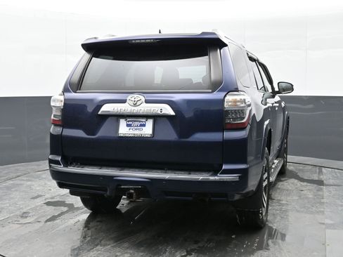 Used 2014 Toyota 4Runner Limited image 7