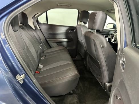 Used 2017 Chevrolet Equinox LT w/ Convenience Package image 27