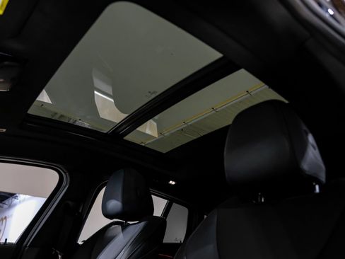 Used 2024 BMW X4 xDrive30i image 5