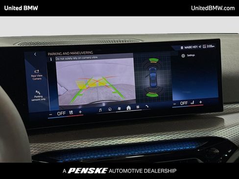 Used 2025 BMW 330i 330i w/ Convenience Package image 9