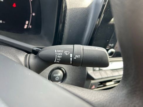 Used 2025 Toyota Camry LE image 20