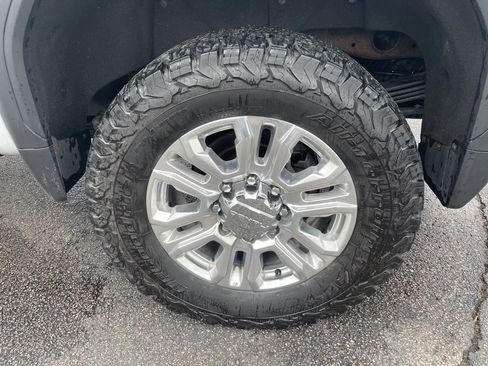 Used 2020 GMC Sierra 2500 Denali w/ Denali Ultimate Package AWD/4WD image 4