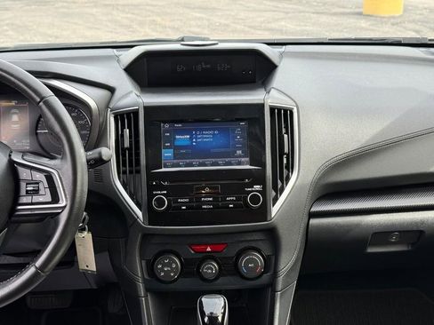 Used 2019 Subaru Crosstrek 2.0i Premium w/ Eyesight System image 13