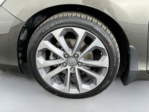 Used 2014 Honda Accord Sport image 28