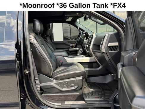 Used 2017 Ford F150 Platinum w/ Equipment Group 701A Luxury image 31