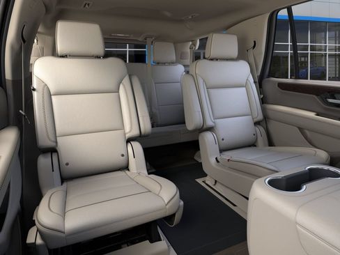 New 2026 GMC Yukon Denali AWD/4WD image 17