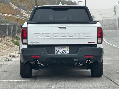 Used 2024 Honda Ridgeline TrailSport image 4