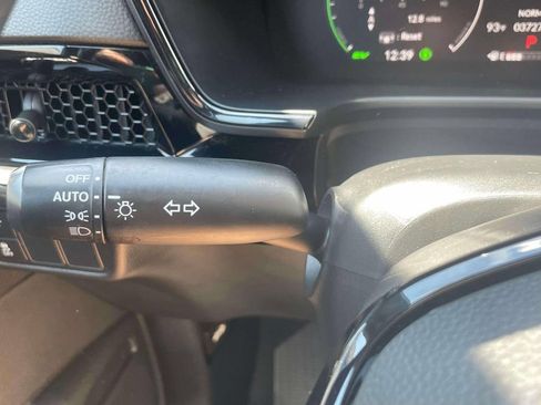 Used 2023 Honda CR-V Sport Touring image 25