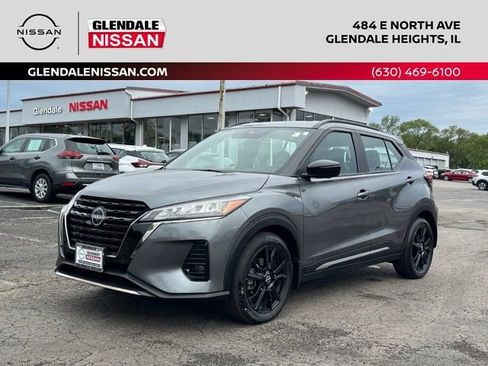 Used 2023 Nissan Kicks SR w/ SR Premium Package FWD image 1