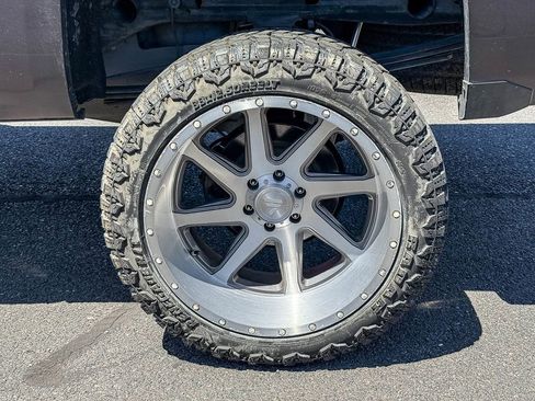 Used 2015 Chevrolet Silverado 1500 LTZ RWD image 10