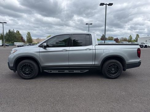 Used 2019 Honda Ridgeline Sport image 4