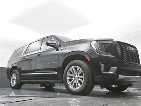 Used 2023 GMC Yukon XL SLT w/ Max Trailering Package image 46