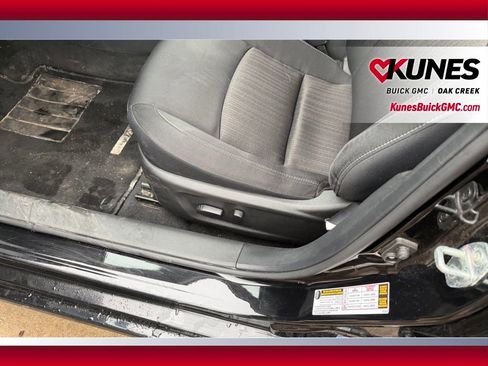 Used 2025 Nissan Altima 2.5 SV image 12