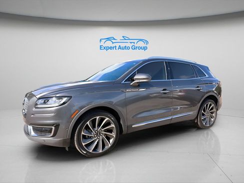 Used 2020 Lincoln Nautilus Reserve w/ Equipment Group 201A image 4