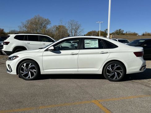 New 2026 Volkswagen Jetta SEL image 2