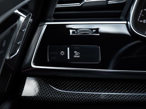 Used 2021 Audi SQ7 Prestige image 17