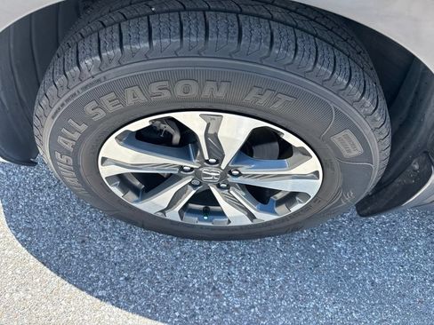 Used 2019 Honda CR-V LX image 8