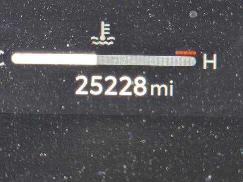 Used 2024 Toyota Tacoma TRD Sport AWD/4WD image 24