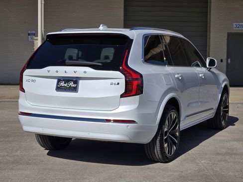 New 2026 Volvo XC90 B6 Ultra w/ Protection Package image 9