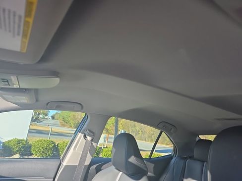 Used 2022 Toyota Camry XSE image 22