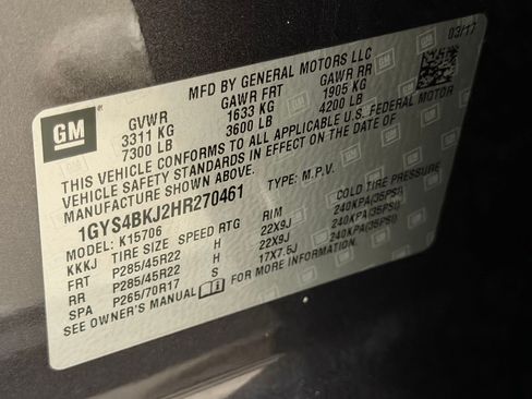 Used 2017 Cadillac Escalade Luxury AWD/4WD image 32