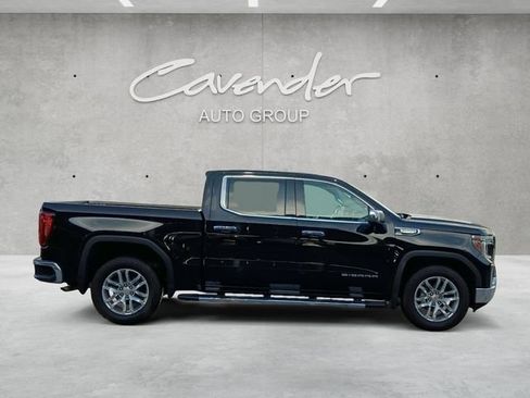 Used 2022 GMC Sierra 1500 SLT RWD image 17