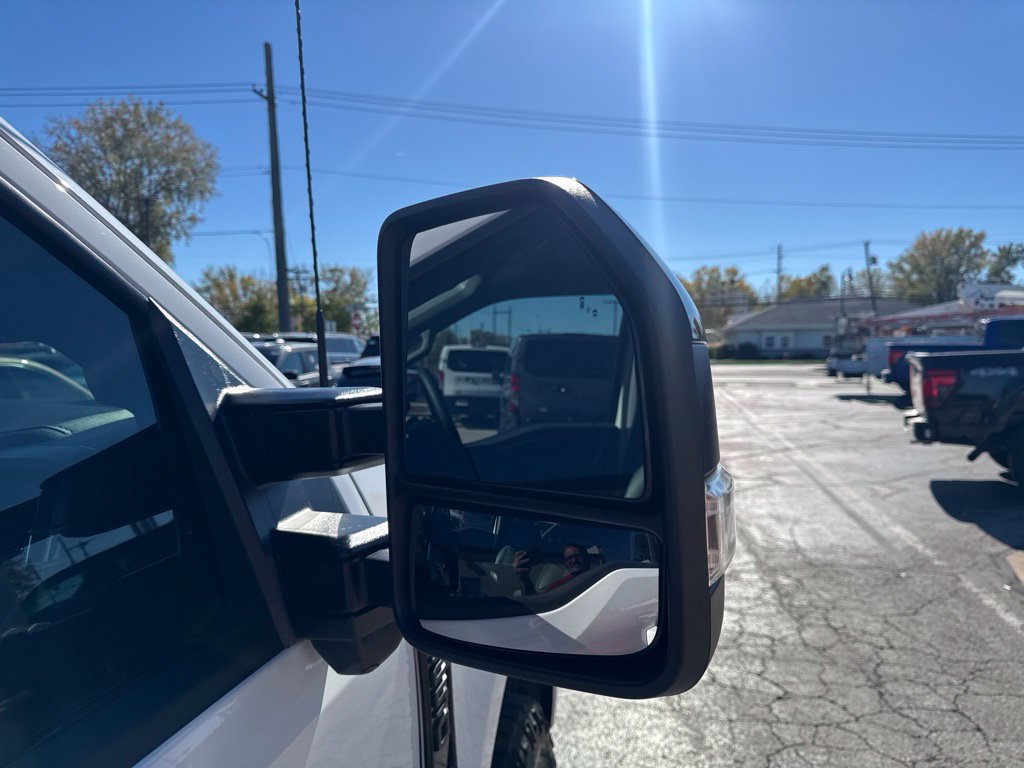 Certified 2025 Ford F250 4x4 Crew Cab Super Duty image 46