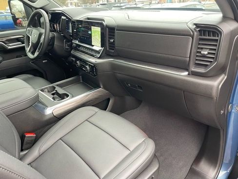 Used 2025 Chevrolet Silverado 2500 LTZ w/ Trail Boss Package image 21