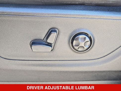 Used 2020 RAM 1500 Lone Star RWD image 16