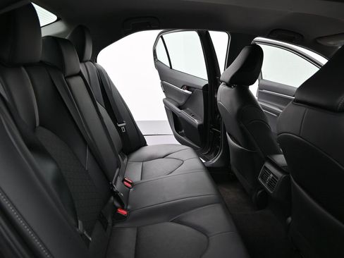 Used 2024 Toyota Camry XSE image 9