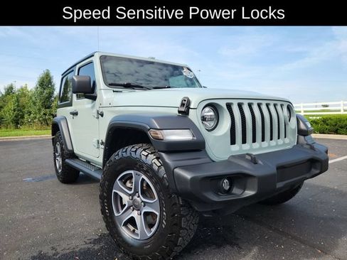 Used 2023 Jeep Wrangler Sport AWD/4WD image 14