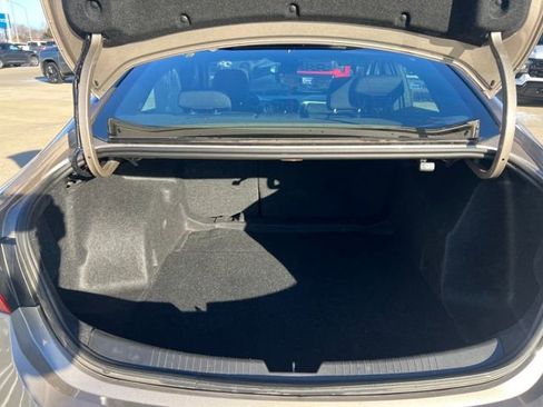 Used 2024 Chevrolet Malibu LT image 29