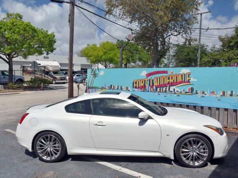 Used 2014 INFINITI Q60 Journey w/ Premium Package RWD image 24