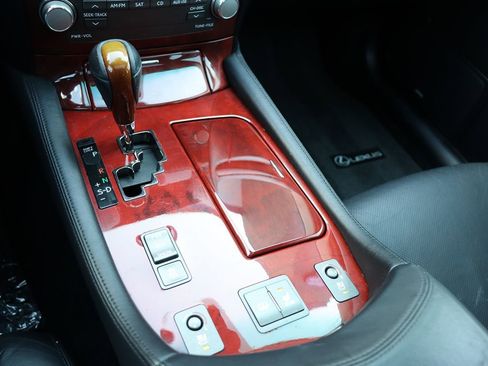 Used 2010 Lexus LS 460 image 27