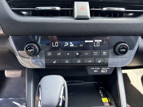 New 2026 Subaru Outback Premium AWD/4WD image 29