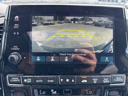Used 2023 Honda Odyssey EX-L image 21