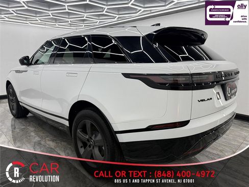 Used 2025 Land Rover Range Rover Velar Dynamic SE AWD/4WD image 4