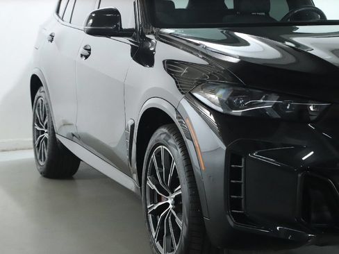 Certified 2025 BMW X5 xDrive50e w/ M Sport Package AWD/4WD image 9