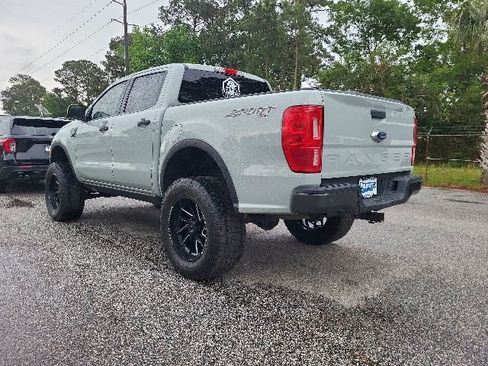 Used 2022 Ford Ranger XLT w/ Equipment Group 301A Mid AWD/4WD image 3