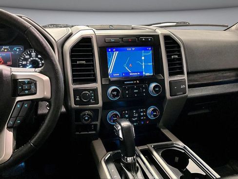 Used 2020 Ford F150 Lariat w/ Equipment Group 502A Luxury AWD/4WD image 10